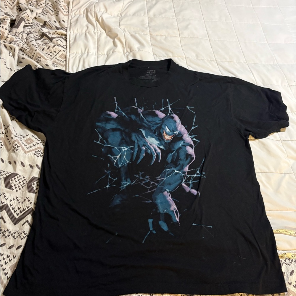 Venom Black Graphic Men’s 3XB  T-Shirt